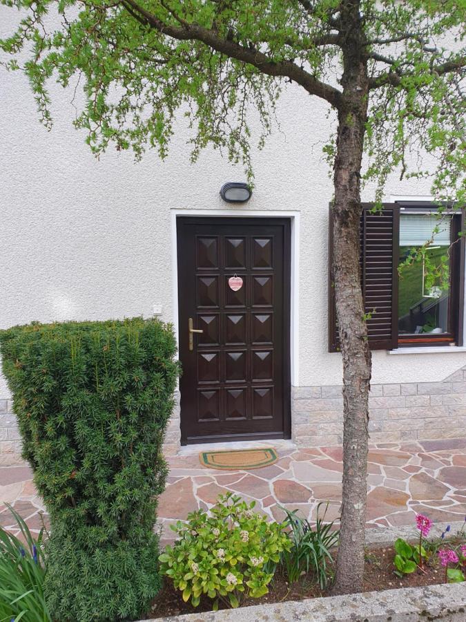 Homestay Ostan 博维茨 外观 照片