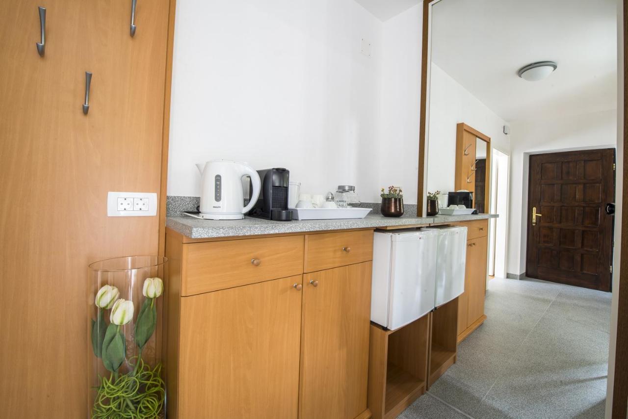 Homestay Ostan 博维茨 外观 照片